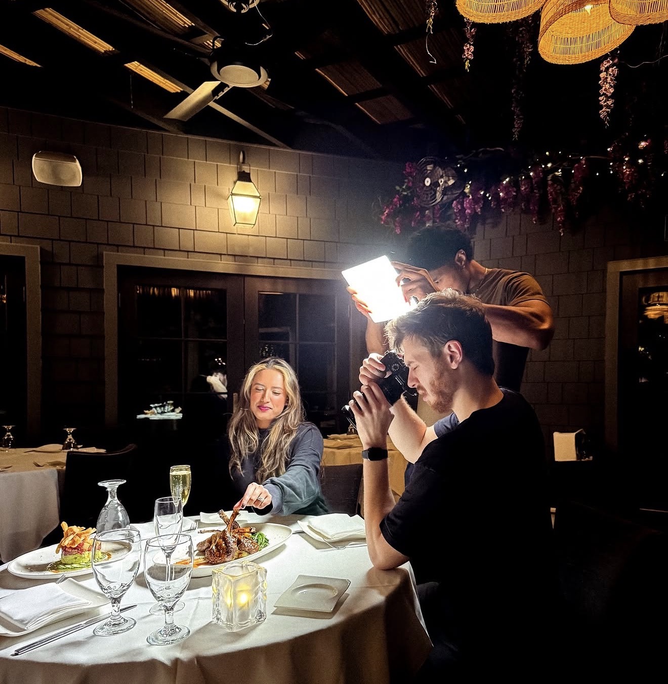 Behind the scenes — Ethereal shooting a plated dish at a restaurant dinner service